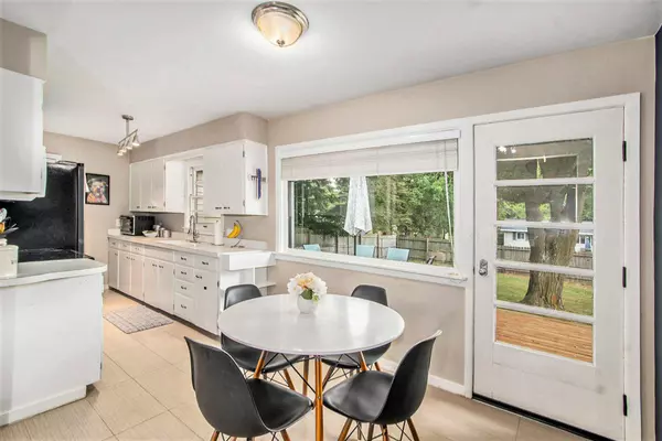 1737 W 32nd Street, Holland, MI 49423