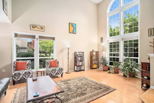 3574 Long Grove SE Drive, Kentwood, MI 49512