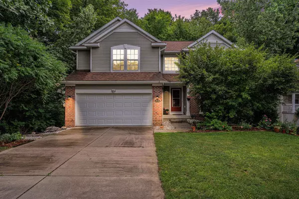 3574 Long Grove SE Drive, Kentwood, MI 49512