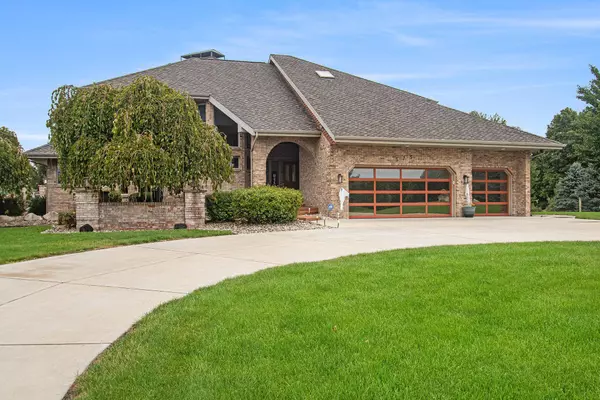 575 Rushing Drive, Plainwell, MI 49080