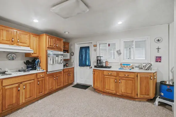 62835 Red Arrow Highway, Hartford, MI 49057