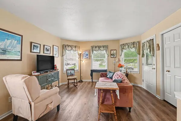 3301 Ridgemont Court, Zeeland, MI 49464