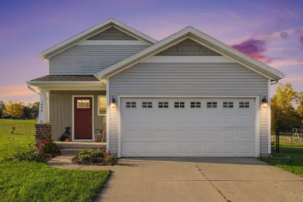 1698 Trent Ridge NE Court, Cedar Springs, MI 49319