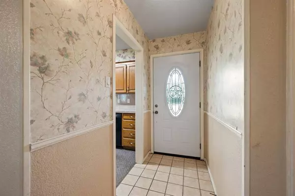 7655 Veal Station Road, Azle, TX 76020