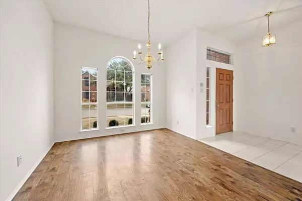 1517 Willowross Drive, Lewisville, TX 75077