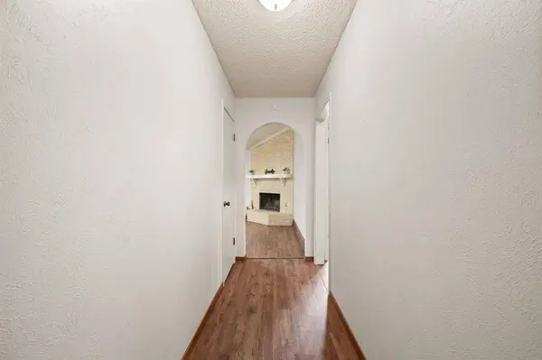 1632 Winchester Way, Bedford, TX 76022