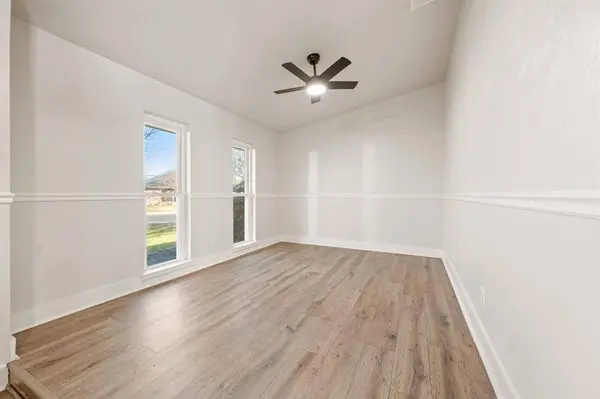 4 Robins Nest Drive, Hickory Creek, TX 75065