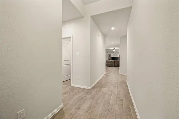 2105 Myrtle Beach Drive, Fort Worth, TX 76108