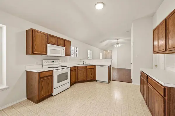 12113 Thicket Bend Drive, Fort Worth, TX 76244