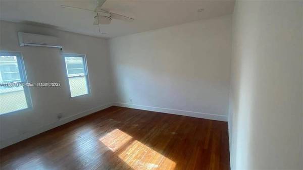 1932 Dewey St #1, Hollywood, FL 33020