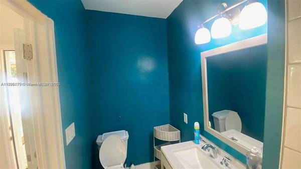 1932 Dewey St #1, Hollywood, FL 33020