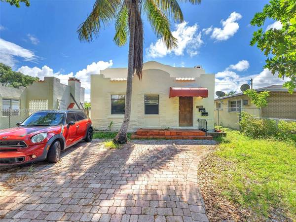 1932 Dewey St, Hollywood, FL 33020