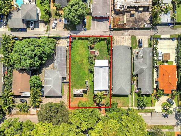 1928 Dewey St, Hollywood, FL 33020