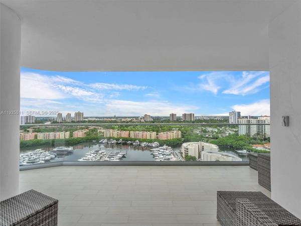 19707 Turnberry Way #21D, Aventura, FL 33180