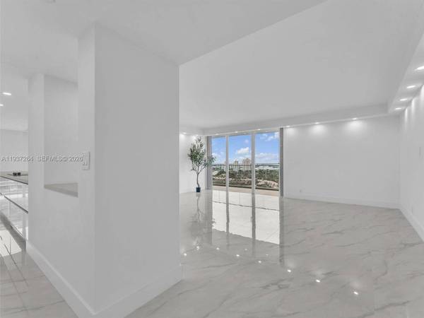 19707 Turnberry way #25D, Aventura, FL 33180