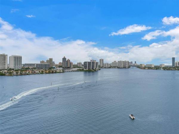 301 174th St #1818, Sunny Isles Beach, FL 33160