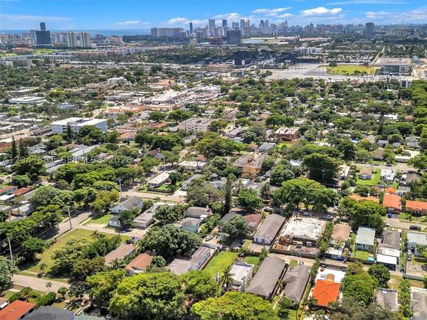 1932 Dewey St, Hollywood, FL 33020