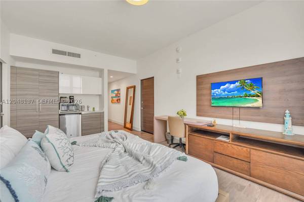 777 N Ocean Dr #S314, Hollywood, FL 33019