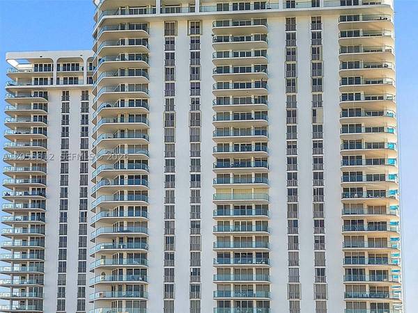 19707 Turnberry Way #6E, Aventura, FL 33180