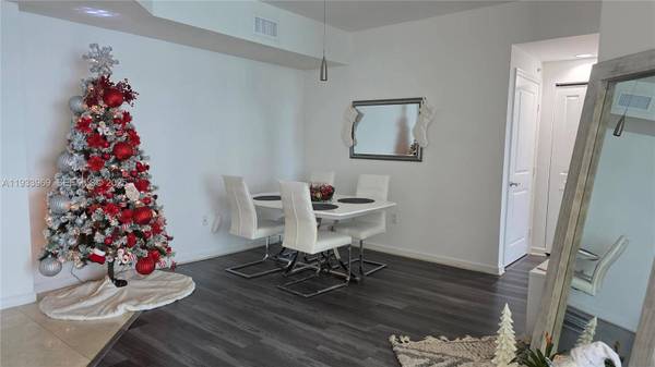 7900 Harbor Island Dr #703, North Bay Village, FL 33141