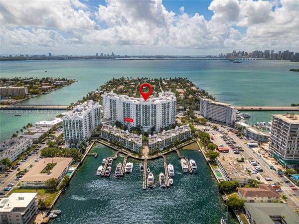 7900 Harbor Island Dr #703, North Bay Village, FL 33141