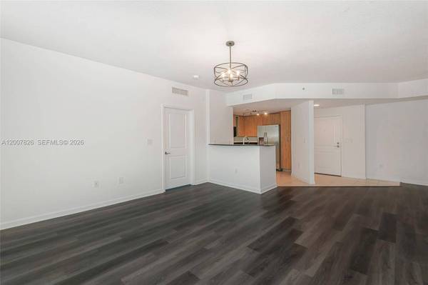 7900 Harbor Island Dr #703, North Bay Village, FL 33141