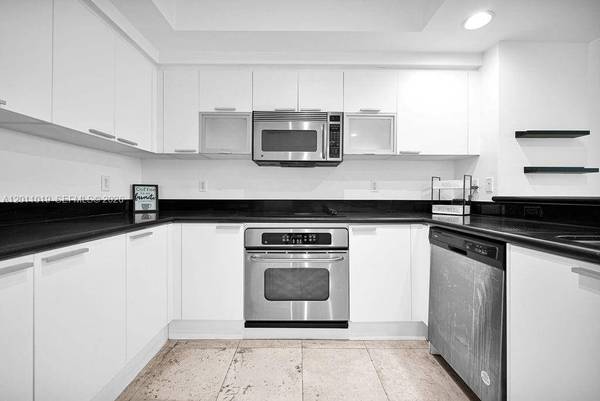 15051 Royal Oaks Ln #1605, North Miami, FL 33181