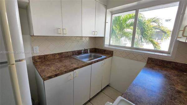 7629 Dickens Ave #7, Miami Beach, FL 33141