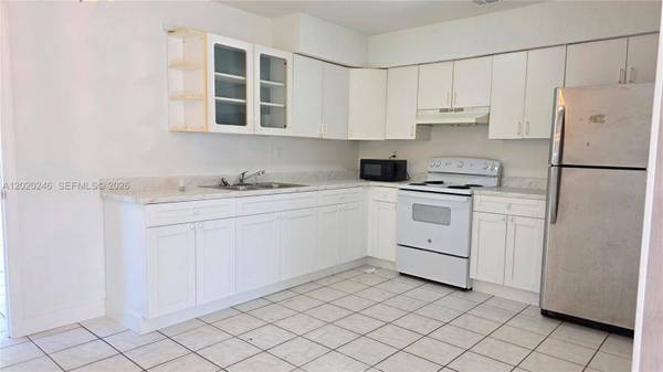 525 NE 132nd Ter #525 or 527, North Miami, FL 33161