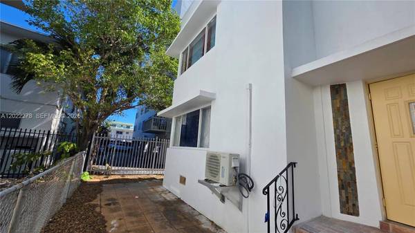 7629 Dickens Ave #4, Miami Beach, FL 33141