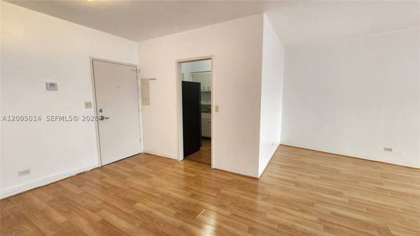 7441 Wayne Ave #8O, Miami Beach, FL 33141