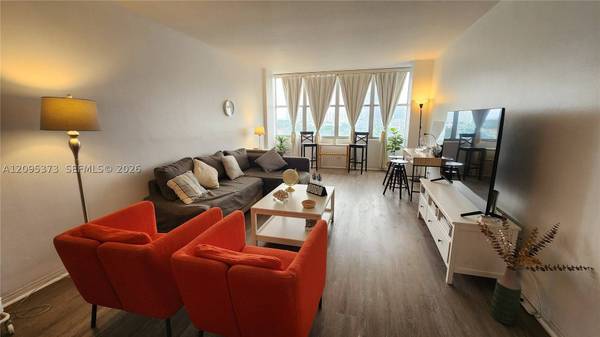 7441 Wayne Ave #8Q, Miami Beach, FL 33141