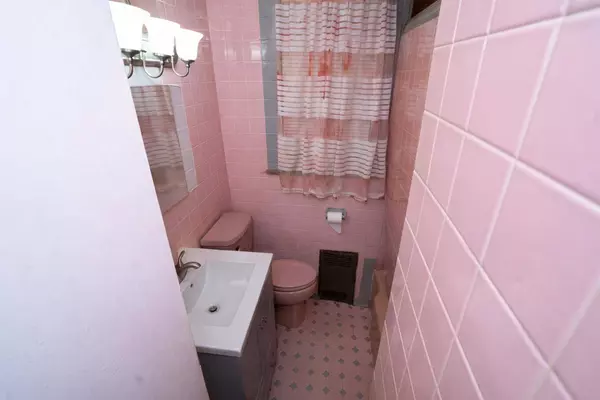 312 VAN NOSTRAND AVE, Jc Greenville, NJ 07305