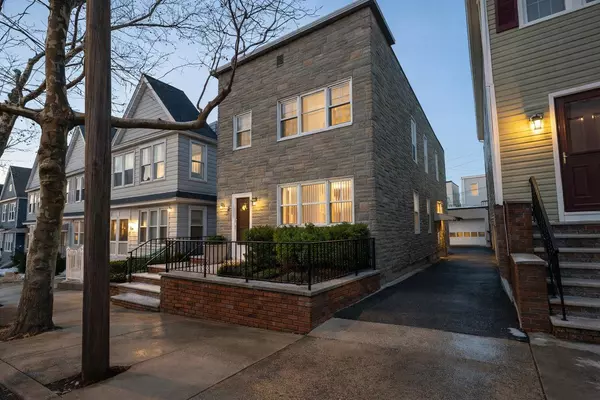 312 VAN NOSTRAND AVE, Jc Greenville, NJ 07305