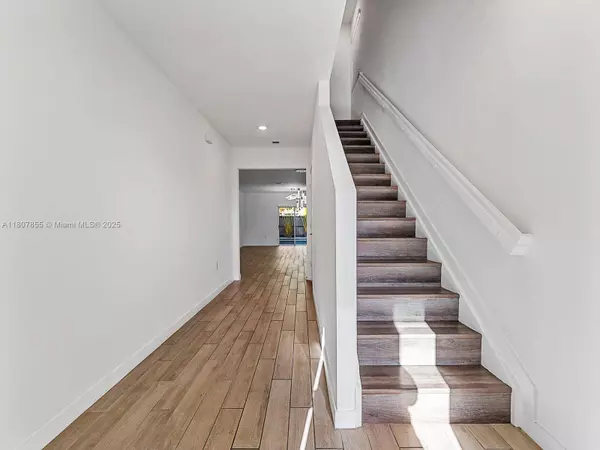 501 NE 6th Ct, Florida City, FL 33034