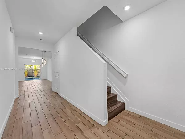 501 NE 6th Ct, Florida City, FL 33034