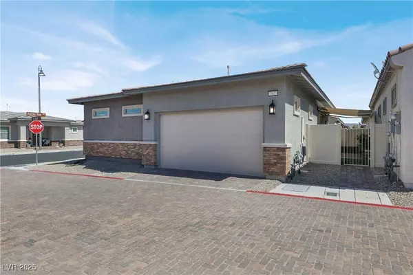 762 Iris Desert ST, Henderson, NV 89011