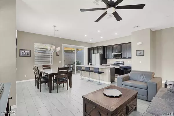 762 Iris Desert ST, Henderson, NV 89011