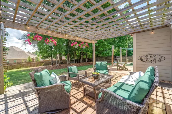 4225 Abernathy PL, Harrisburg, NC 28075