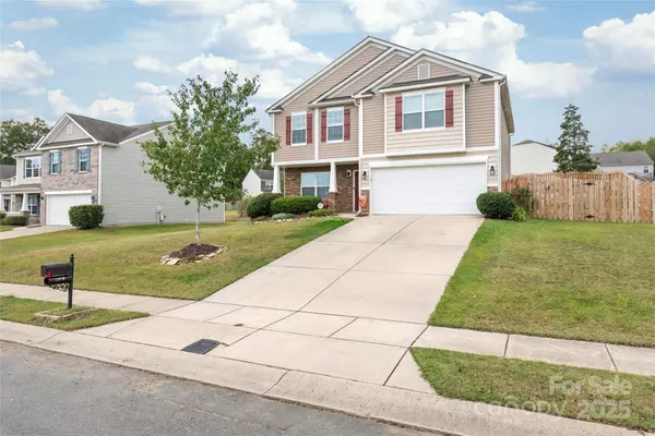 11818 Paver LN, Midland, NC 28107