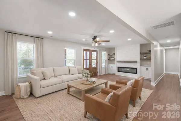 11956 Sam Black RD, Midland, NC 28107