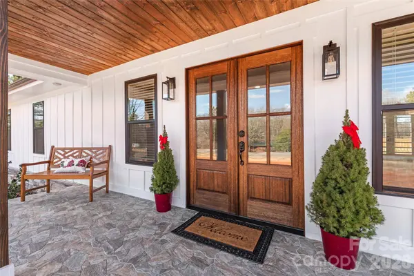 11956 Sam Black RD, Midland, NC 28107