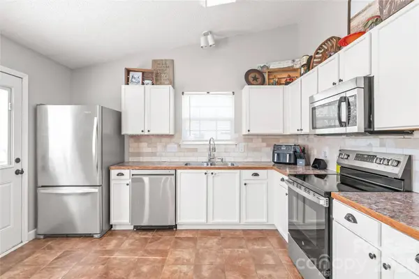 3085 Counselors DR, Monroe, NC 28110