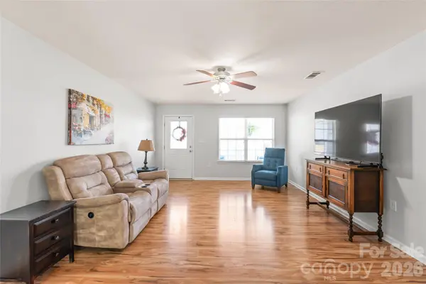 4166 Cordell CT, Midland, NC 28107