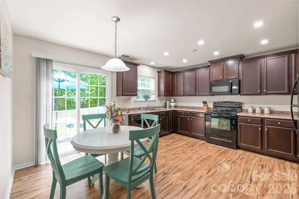 4166 Cordell CT, Midland, NC 28107