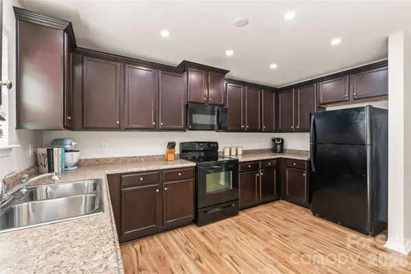 4166 Cordell CT, Midland, NC 28107