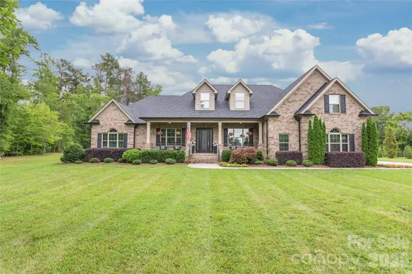 1808 Huntley Ridge DR, Concord, NC 28025