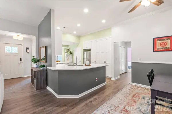 3909 Armitage DR, Charlotte, NC 28269