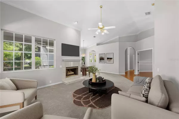 12209 GLENCLIFF CIR, Tampa, FL 33626