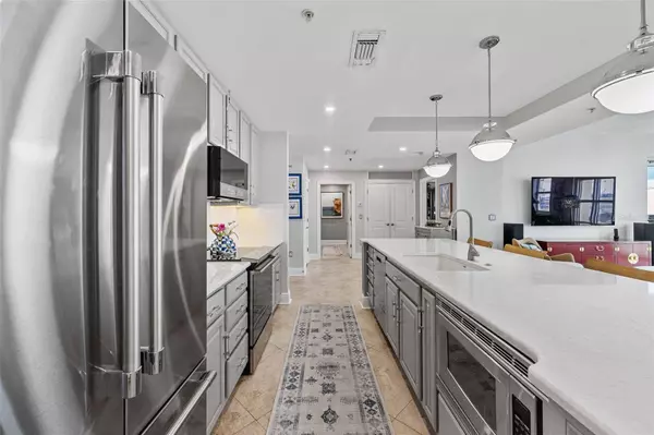 1227 E MADISON ST #805N, Tampa, FL 33602